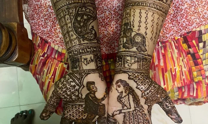 Amudha Saree Prepleating Mehndi